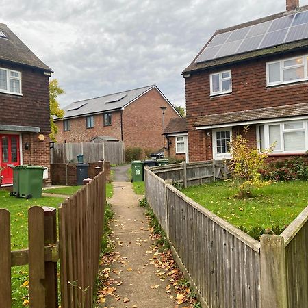 Cosy Apartment With Private Access And Kitchenette In Guildford (Adults Only) Worplesdon Dış mekan fotoğraf