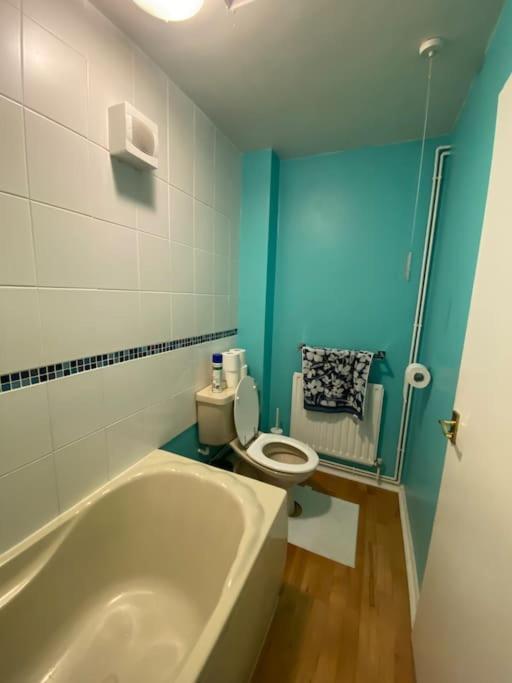 Cosy Apartment With Private Access And Kitchenette In Guildford (Adults Only) Worplesdon Dış mekan fotoğraf