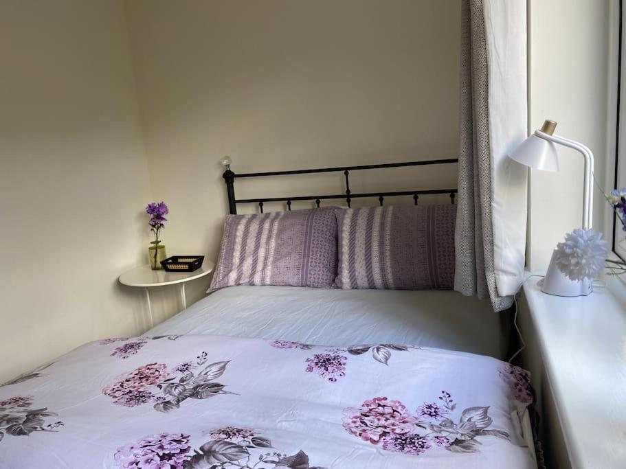 Cosy Apartment With Private Access And Kitchenette In Guildford (Adults Only) Worplesdon Dış mekan fotoğraf